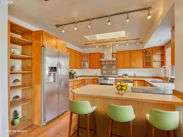 89989 MANION Dr, Warrenton, OR 97146