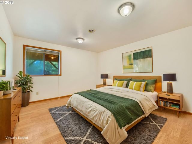 89989 MANION Dr, Warrenton, OR 97146