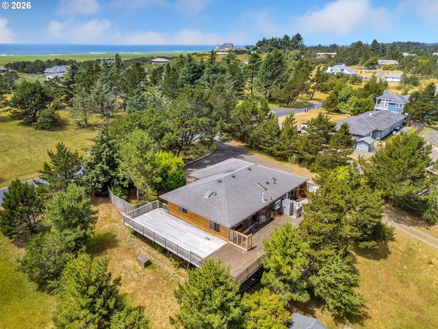 89989 MANION Dr, Warrenton, OR 97146