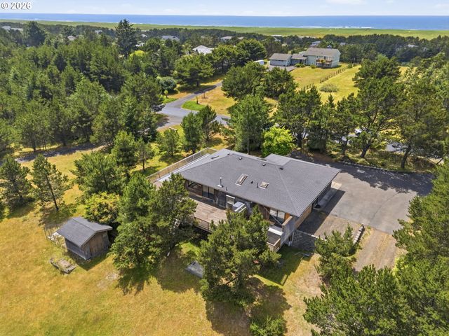 89989 MANION Dr, Warrenton, OR 97146