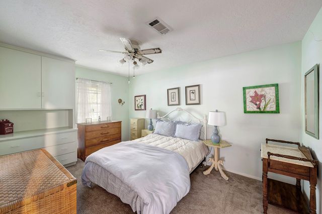 5922 Willowbend Boulevard, Houston, TX 77096