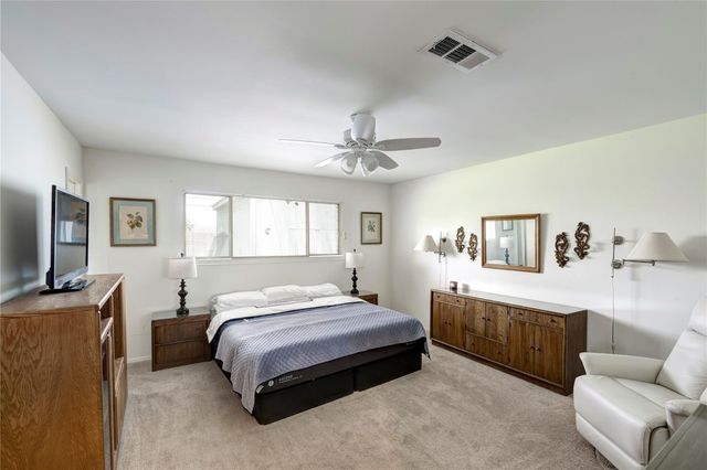 5922 Willowbend Boulevard, Houston, TX 77096