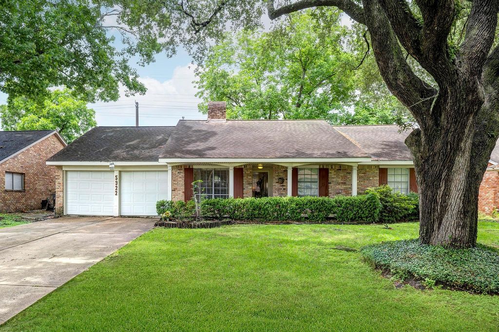 5922 Willowbend Boulevard, Houston, TX 77096