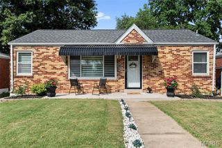 4719 Heege Road, St Louis, MO 63123