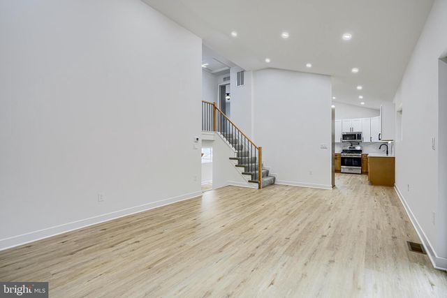 2802 STEELE RD, Baltimore, MD 21209