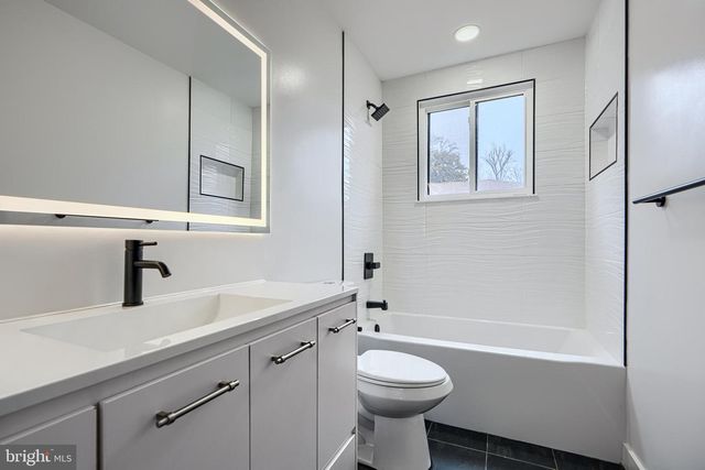 2802 STEELE RD, Baltimore, MD 21209