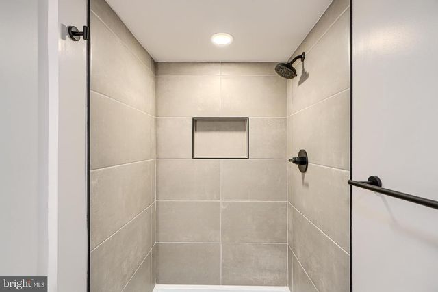 2802 STEELE RD, Baltimore, MD 21209