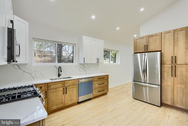 2802 STEELE RD, Baltimore, MD 21209