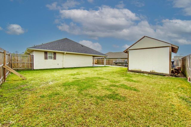 243 Dove Tail Dr, Gray, LA 70359