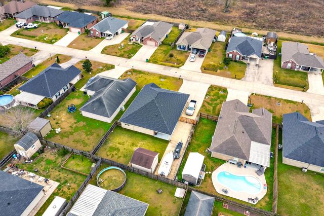 243 Dove Tail Dr, Gray, LA 70359