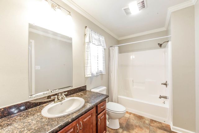 243 Dove Tail Dr, Gray, LA 70359