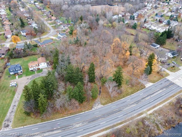 LOT 2 W Walton, Waterford, MI 48329