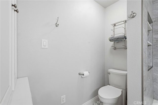 1933 W Jacaranda, Fullerton, CA 92833