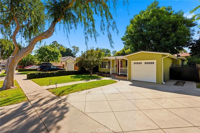 1933 W Jacaranda, Fullerton, CA 92833