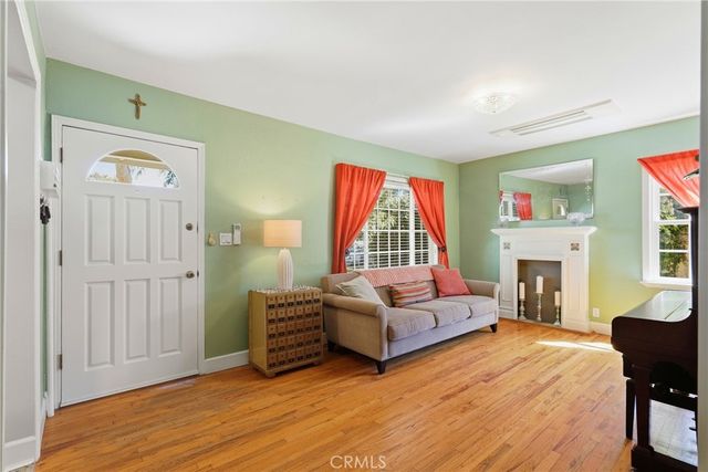 1933 W Jacaranda, Fullerton, CA 92833