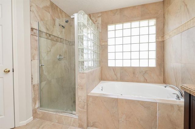 3702 Lauderwood Lane, Katy, TX 77449
