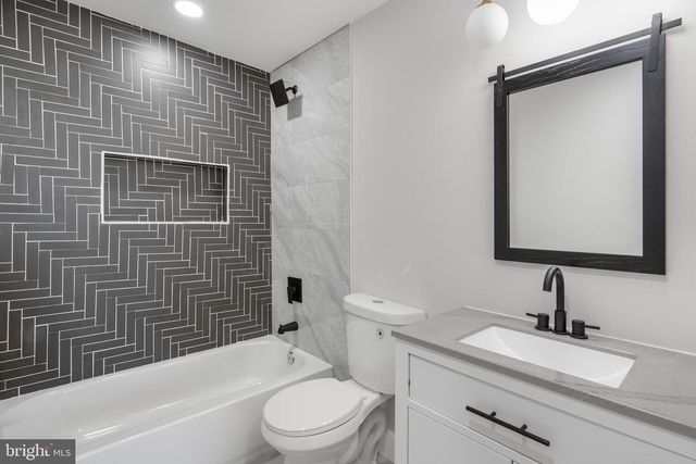 2237 MADISON AVE, Baltimore, MD 21217