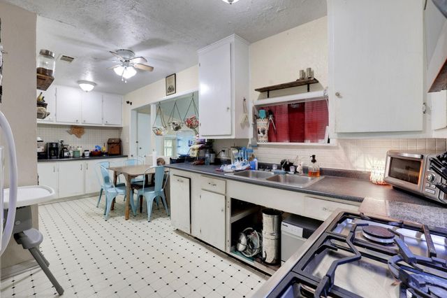 2713 Cos Street, Liberty, TX 77575