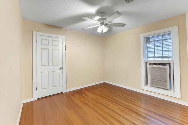 2713 Cos Street, Liberty, TX 77575