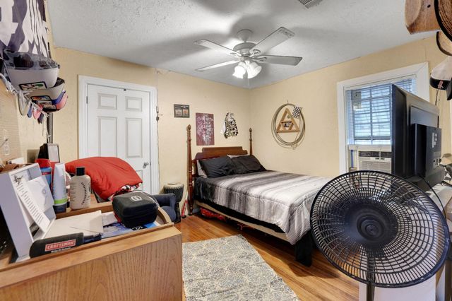 2713 Cos Street, Liberty, TX 77575