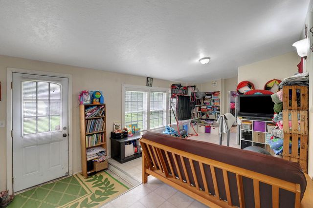 2713 Cos Street, Liberty, TX 77575