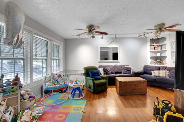 2713 Cos Street, Liberty, TX 77575