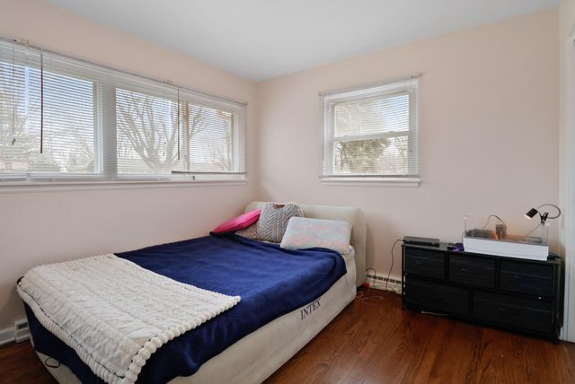 5950 Hayes Place, Merrillville, IN 46410