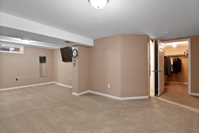 5950 Hayes Place, Merrillville, IN 46410