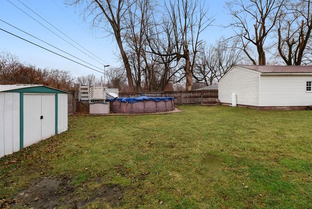 5950 Hayes Place, Merrillville, IN 46410