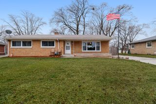 5950 Hayes Place, Merrillville, IN 46410