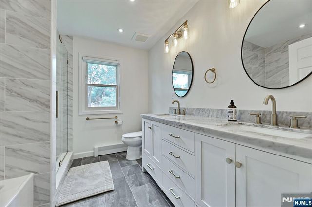28 Louise Lane, Tenafly, NJ 07670