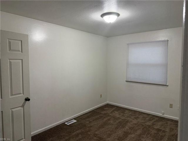 530 W 27th ST, Norfolk, VA 23517