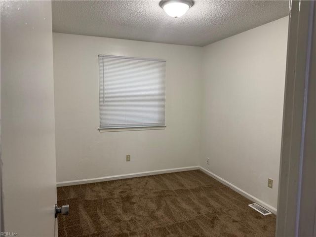 530 W 27th ST, Norfolk, VA 23517
