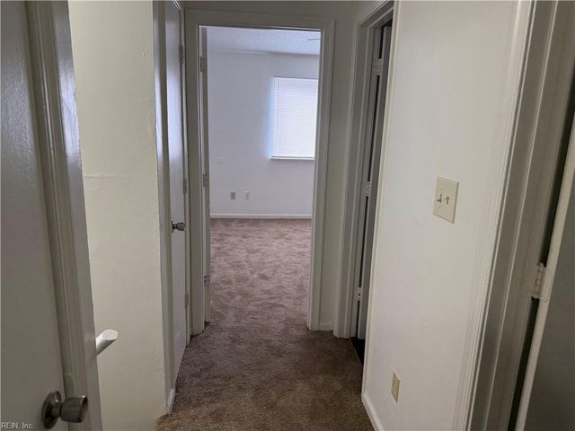 530 W 27th ST, Norfolk, VA 23517