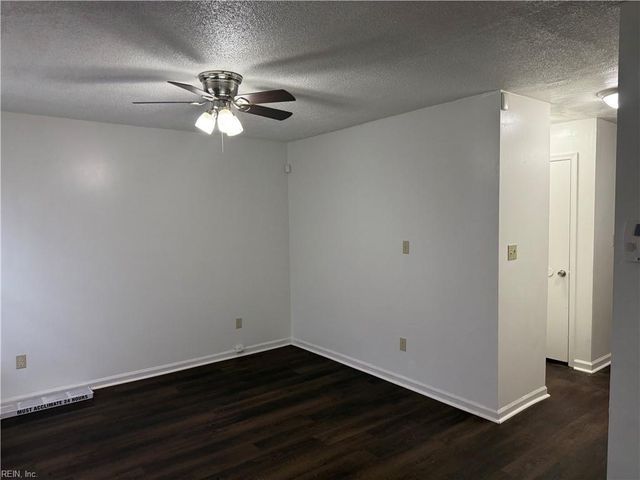 530 W 27th ST, Norfolk, VA 23517