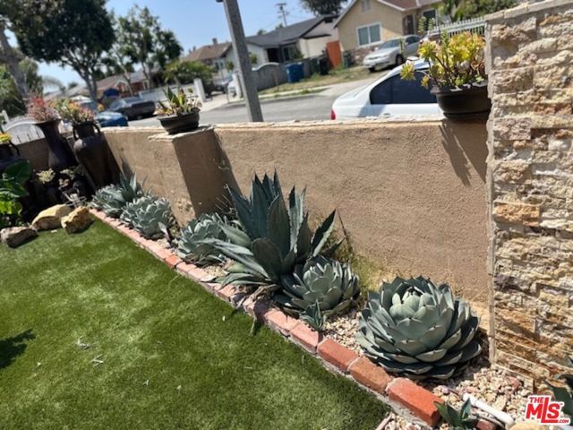 1130 E 66th Street, Inglewood, CA 90302