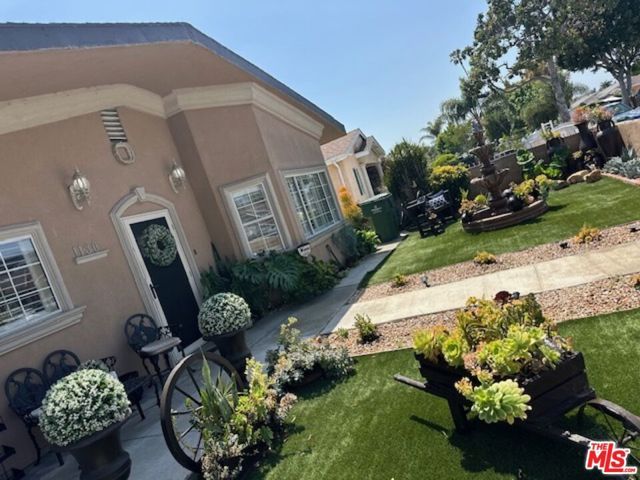 1130 E 66th Street, Inglewood, CA 90302