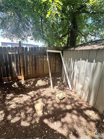44 Clark Street, San Marcos, TX 78666