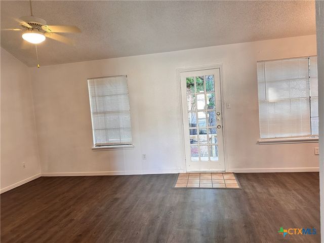 44 Clark Street, San Marcos, TX 78666