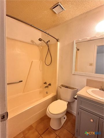 44 Clark Street, San Marcos, TX 78666