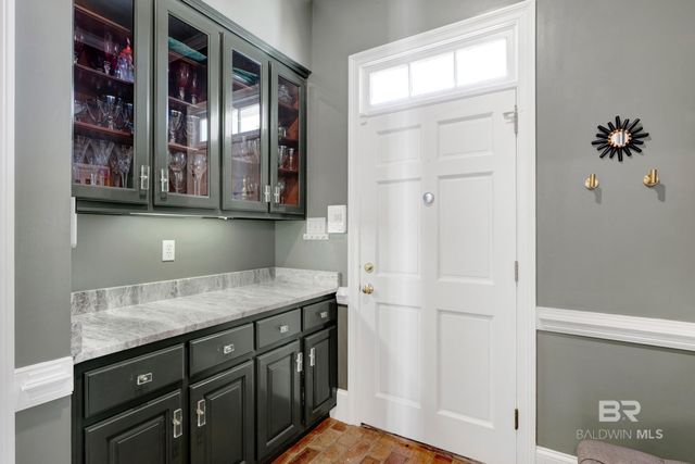 4 Savannah Court, Mobile, AL 36608