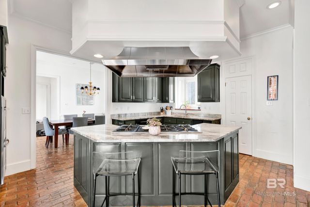 4 Savannah Court, Mobile, AL 36608