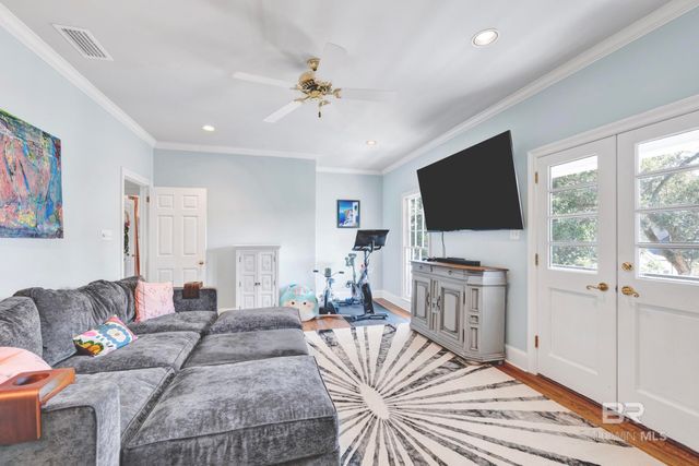 4 Savannah Court, Mobile, AL 36608