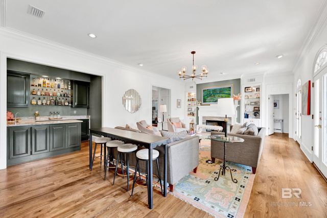 4 Savannah Court, Mobile, AL 36608