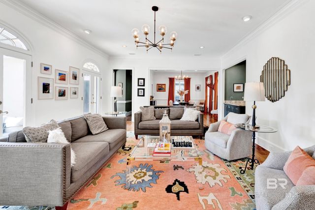 4 Savannah Court, Mobile, AL 36608