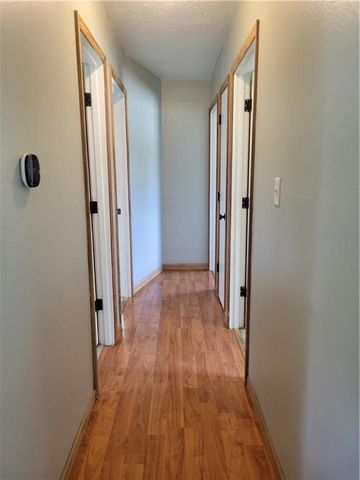 104 SE Kingscross Road, Blue Springs, MO 64014