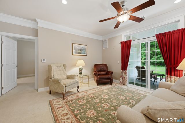 1011 Brookside Court 1011, Newtown, CT 06470