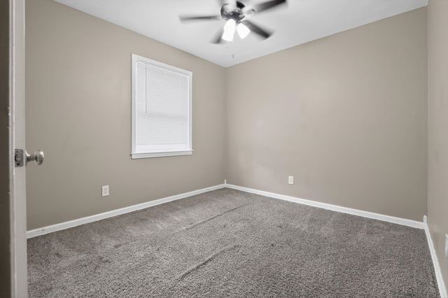 506 E SHELBY DR, Memphis, TN 38109