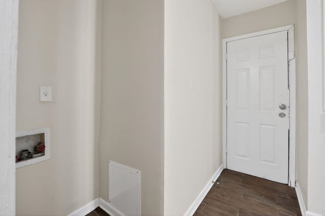 506 E SHELBY DR, Memphis, TN 38109