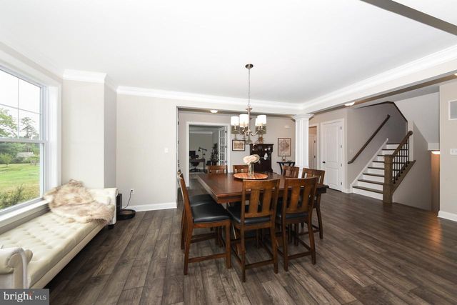 8 ELIZABETH LN, Doylestown, PA 18901